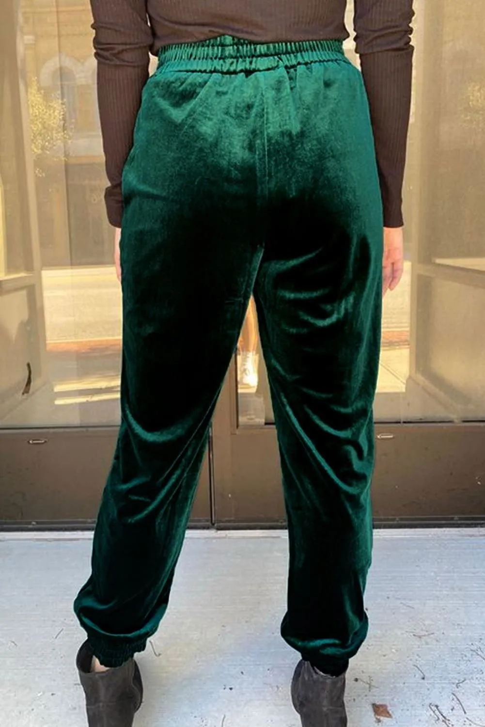 Black Vintage Pocket Velvet Jogger Pants - Luxurious Style