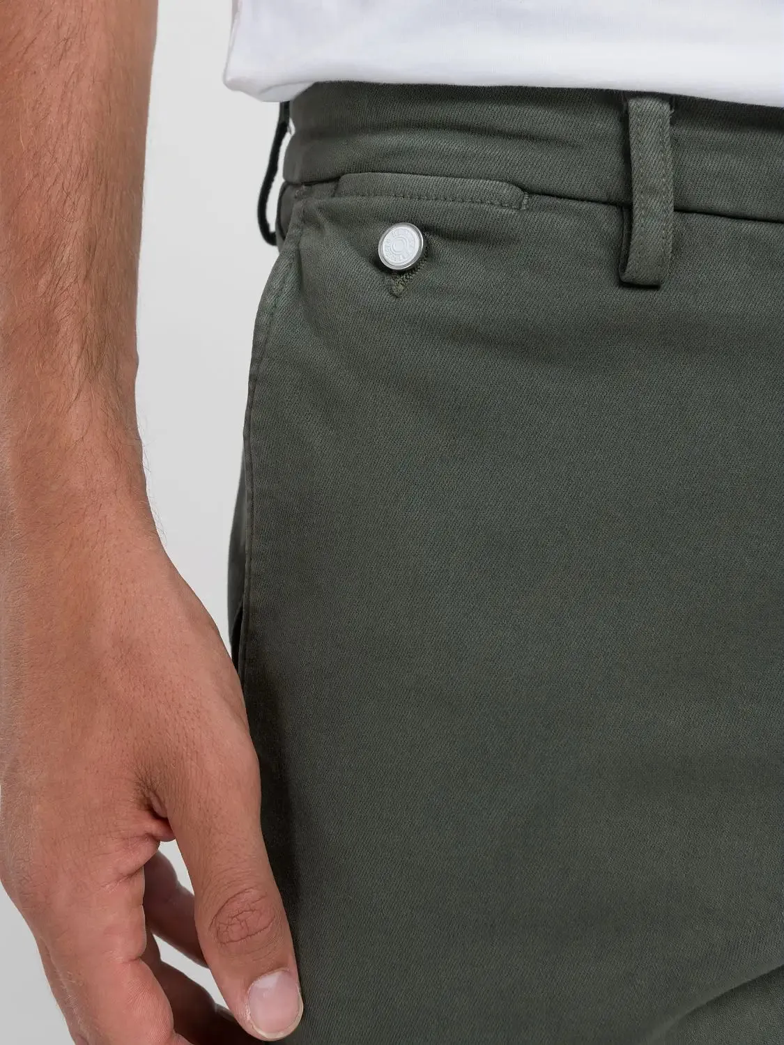 ID25036-Replay Green Benni Stretch Chino