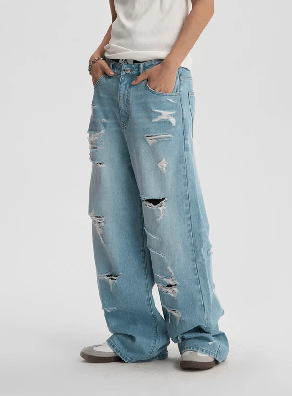 Light Wash Baggy Jeans With Distressed Holes
