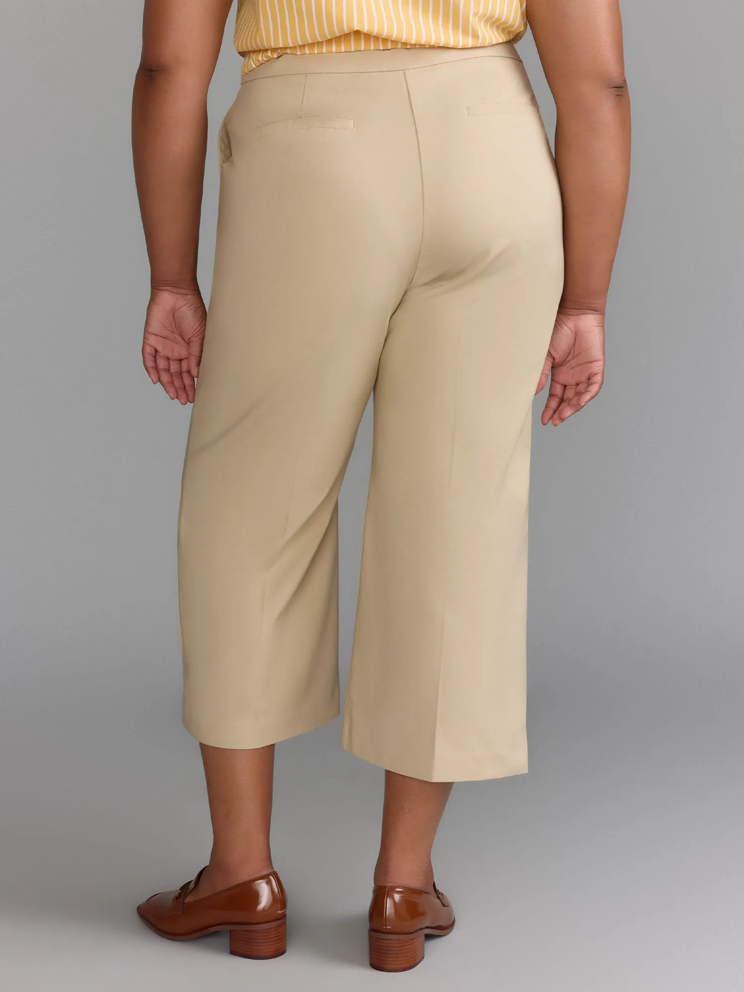 Plus Essential High Rise Straight Leg Pant