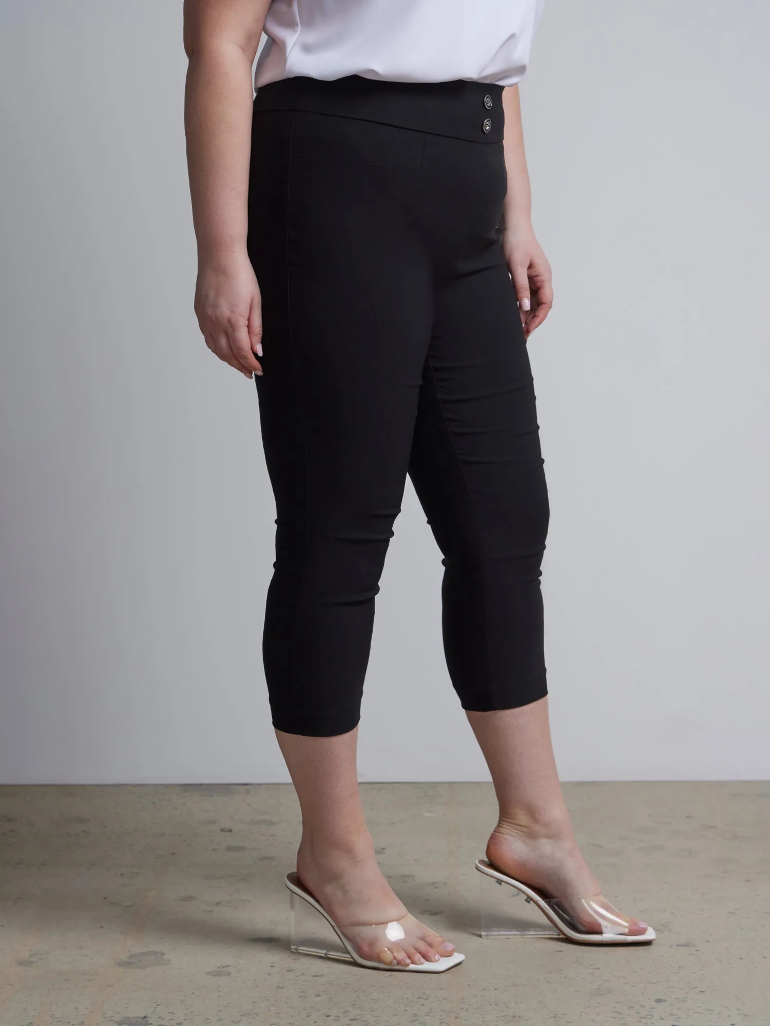 Plus Whitney High Rise Pull-On Capri Pant