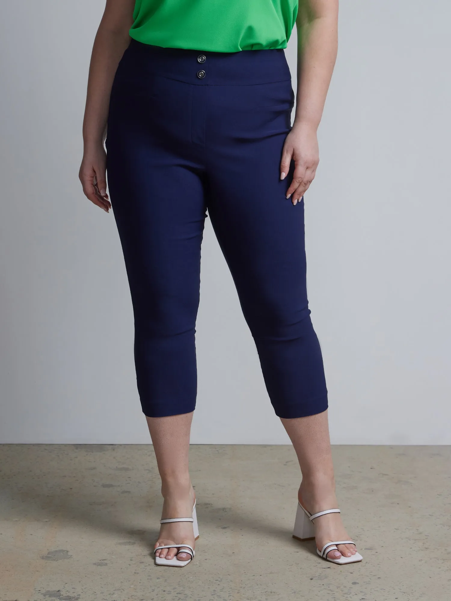 Plus Whitney High Rise Pull-On Capri Pant