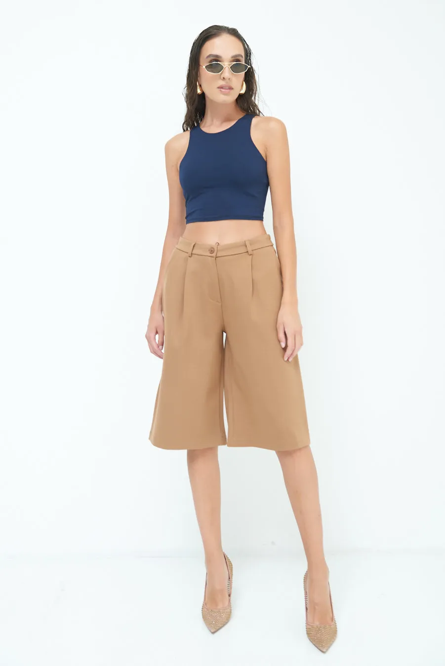 Tailored knee-length shorts wholesale