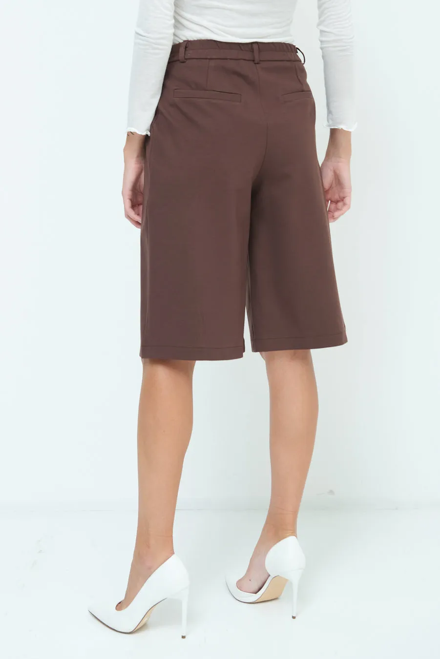 Tailored knee-length shorts wholesale