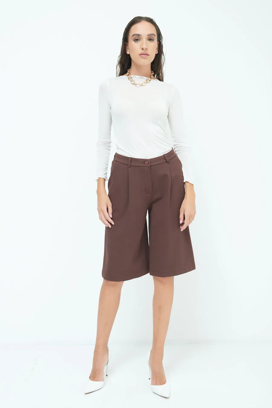 Tailored knee-length shorts wholesale