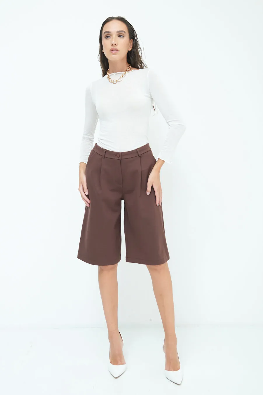 Tailored knee-length shorts wholesale