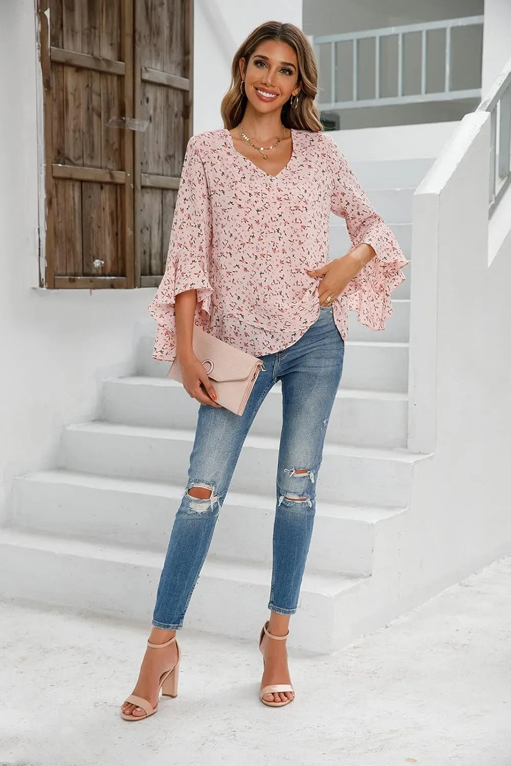 Womens Summer Chiffon Blouses Floral Print V-Neck Bell Sleeve Tops Dressy Casual T-Shirts Fashion 2024
