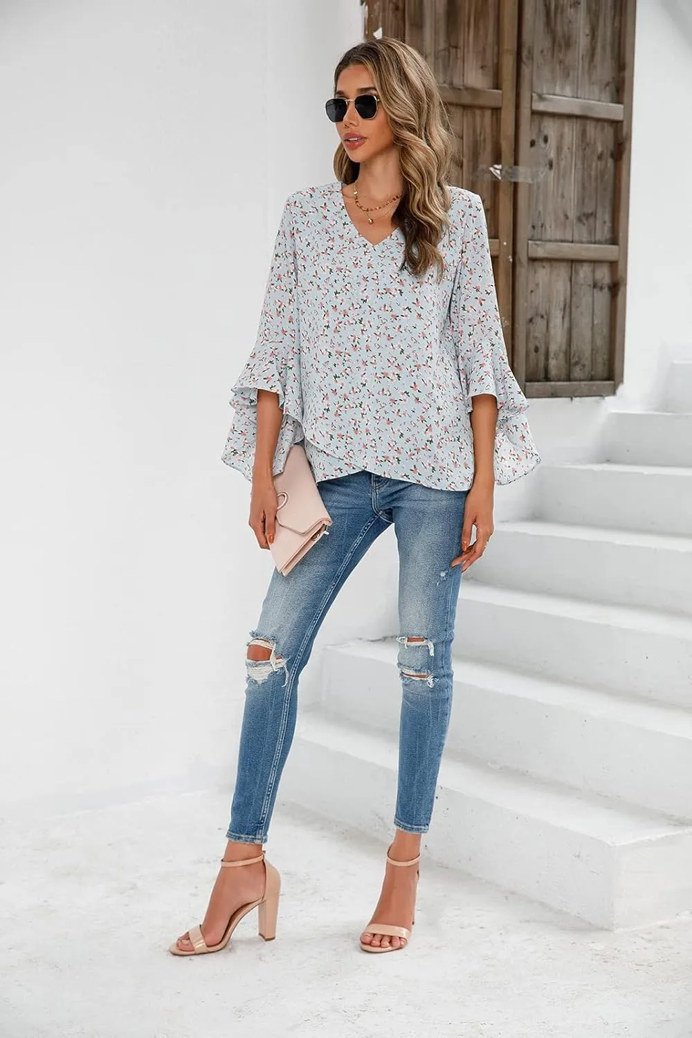Womens Summer Chiffon Blouses Floral Print V-Neck Bell Sleeve Tops Dressy Casual T-Shirts Fashion 2024