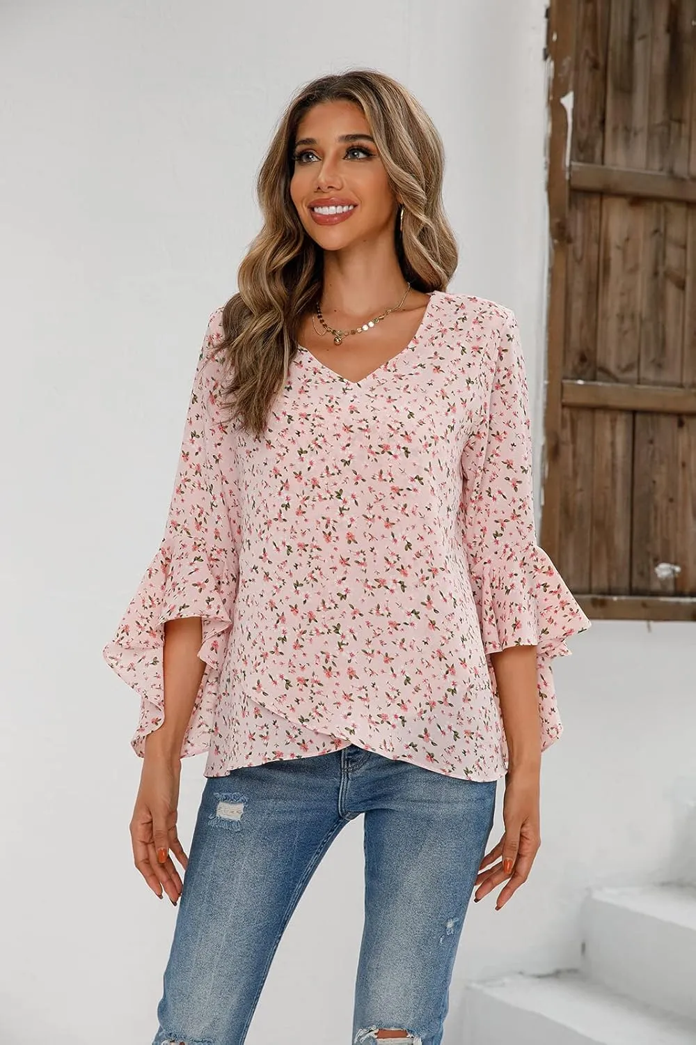Womens Summer Chiffon Blouses Floral Print V-Neck Bell Sleeve Tops Dressy Casual T-Shirts Fashion 2024