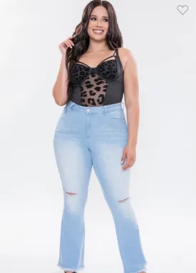 YMI Single Button High Rise Super Flare